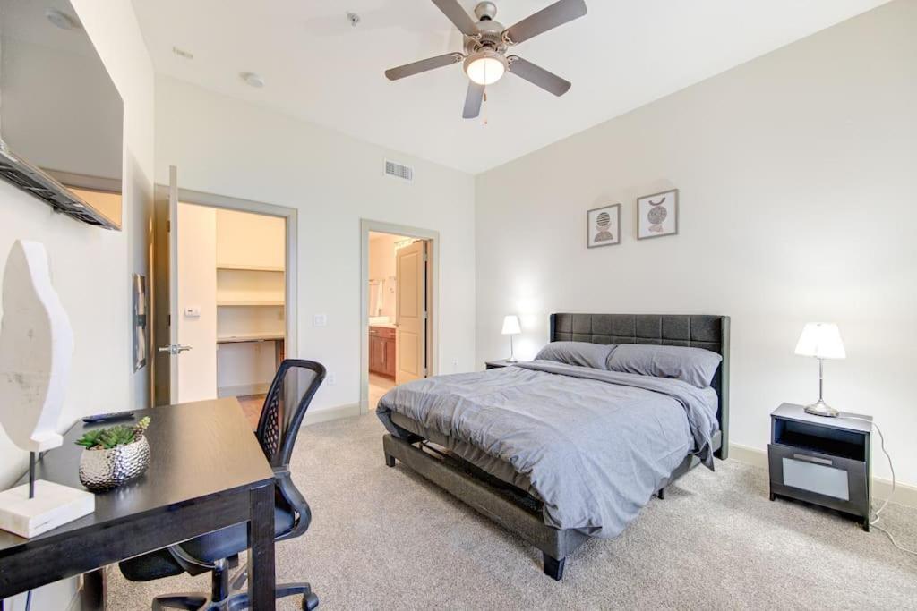 شقة Chic 1Br Near Nrg With Pool Wifi Freeparking هيوستن المظهر الخارجي الصورة